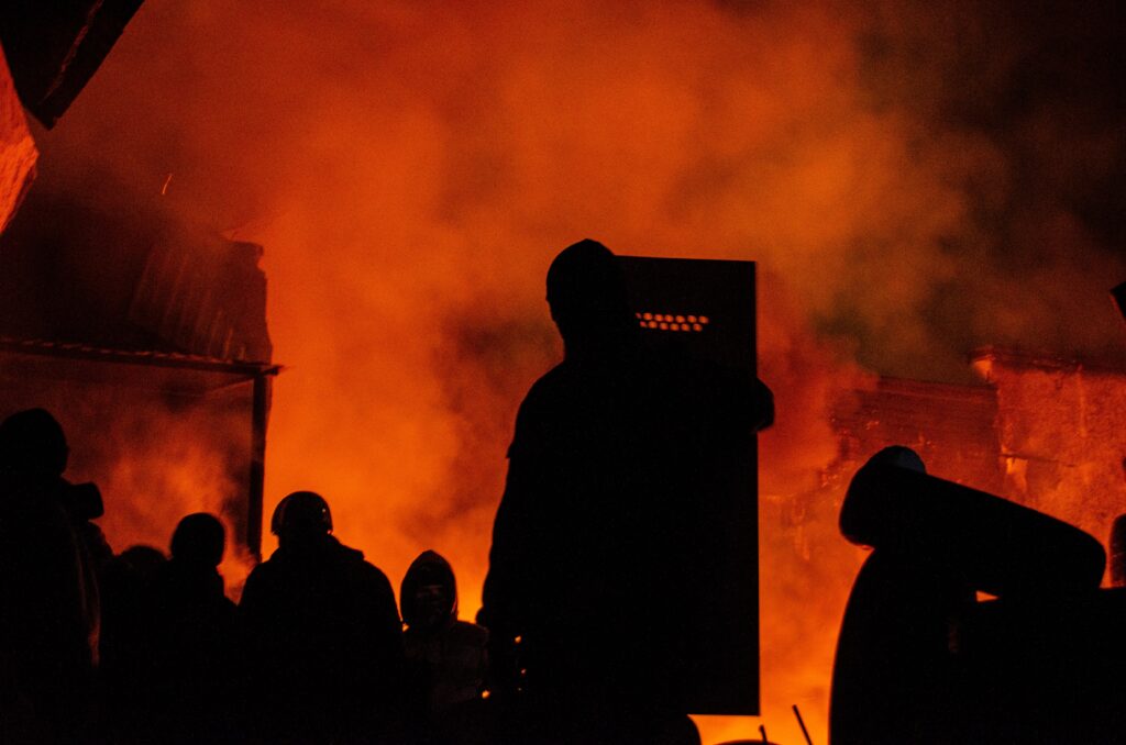 This photo is typical of most modern riots.
